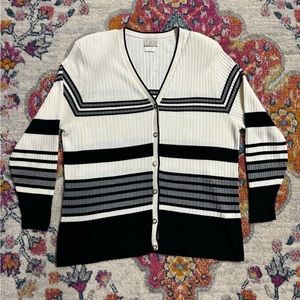 Black White Gray Cardigan Size 1X Company Collection Sweater